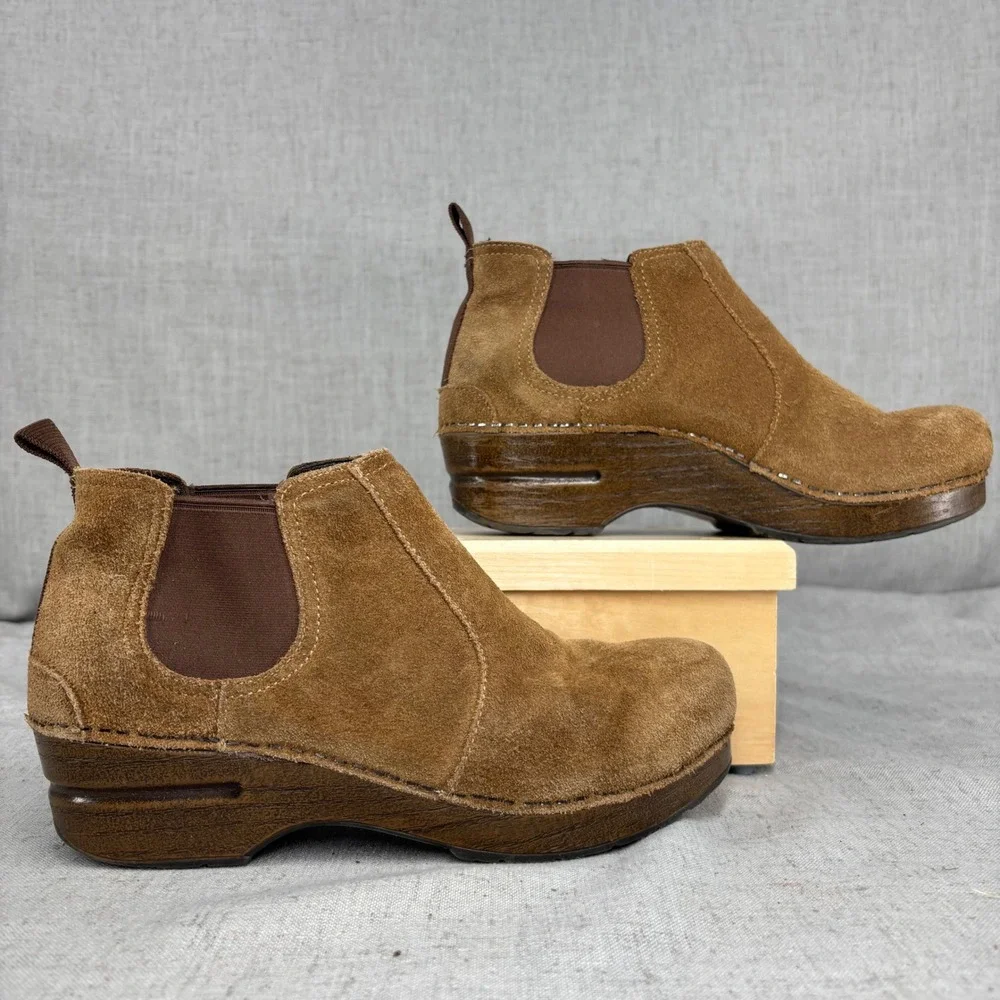 Dansko pre owned